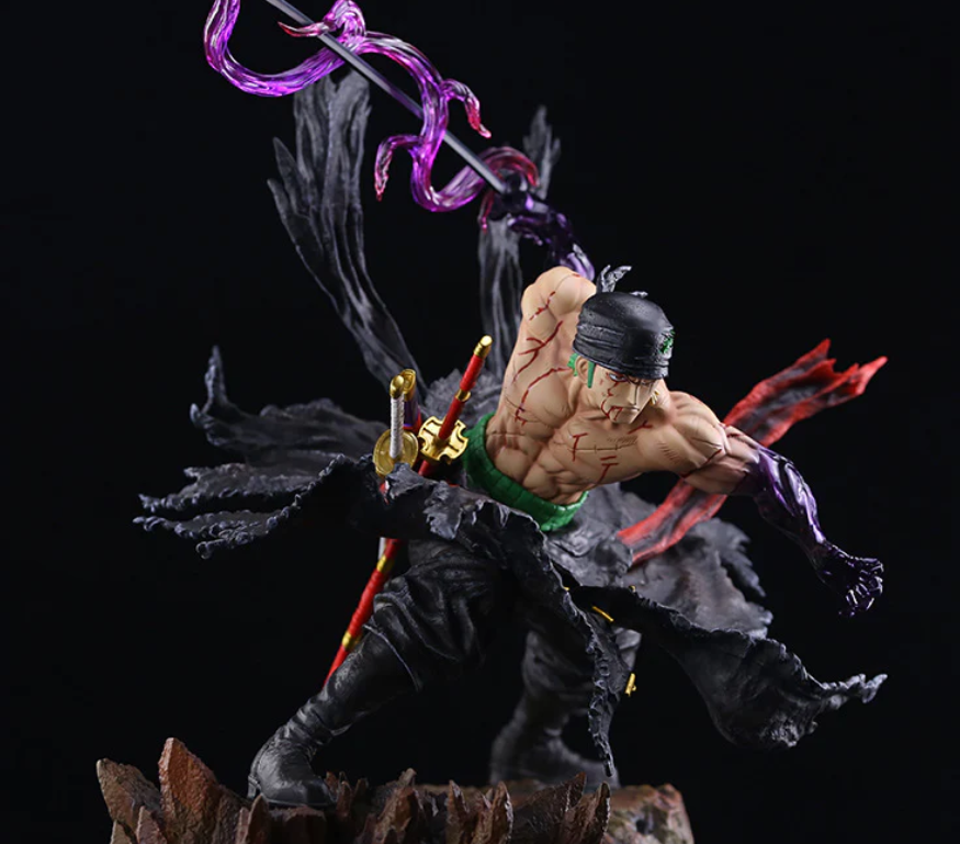 Zoro Master Collector Pack: Bathing Blood Figure & Thousand Sunny LED Light